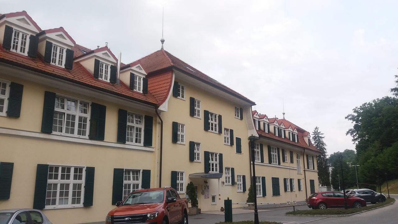 Apartments Soelek - Vila Golf Rogaška Slatina Eksteriør billede